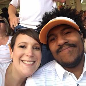 Meet your Posher, Carrie